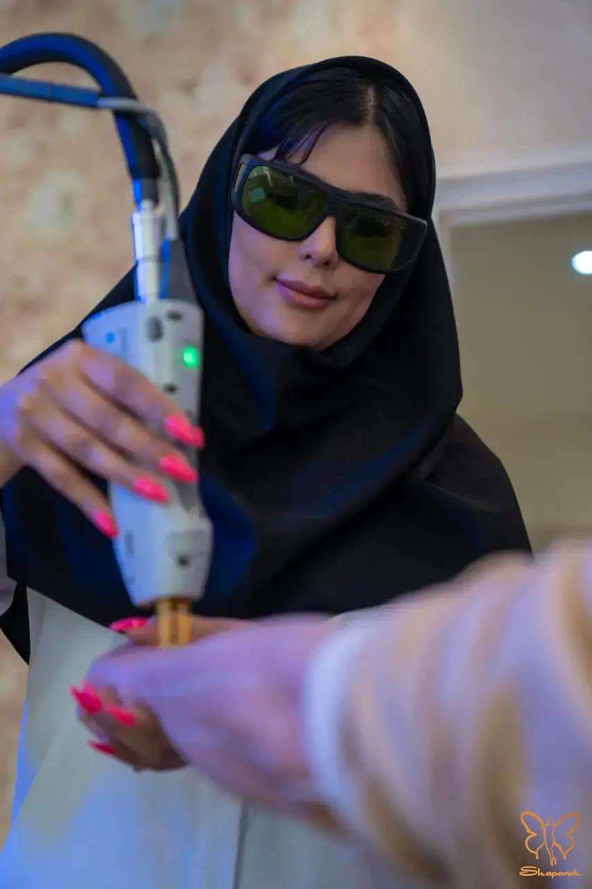 اثرگذار ترین روش رفع موهای زائد: لیزر کندلا در مشهد